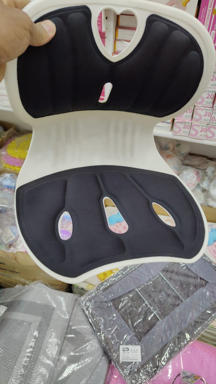 Chair support for back straightening when sitting