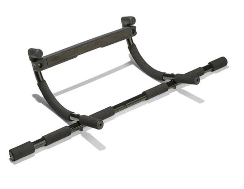Doorway pull-up bar