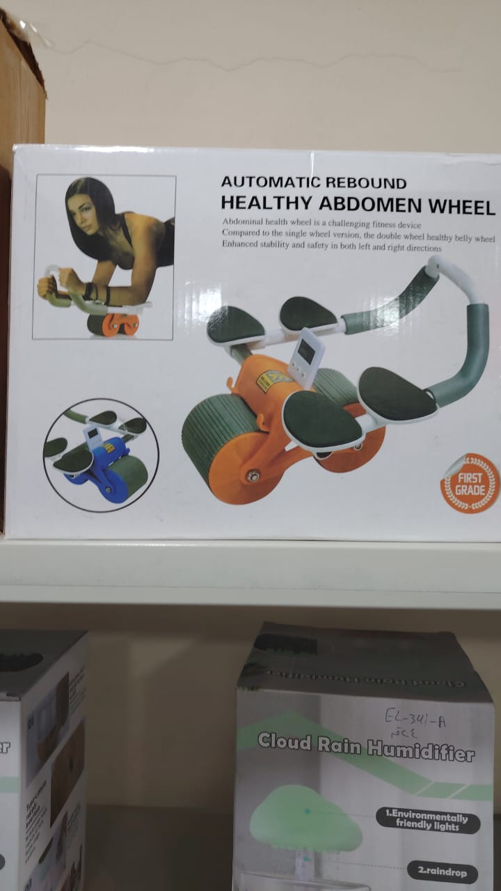 Automatic rebound abdominal wheel with elbow support